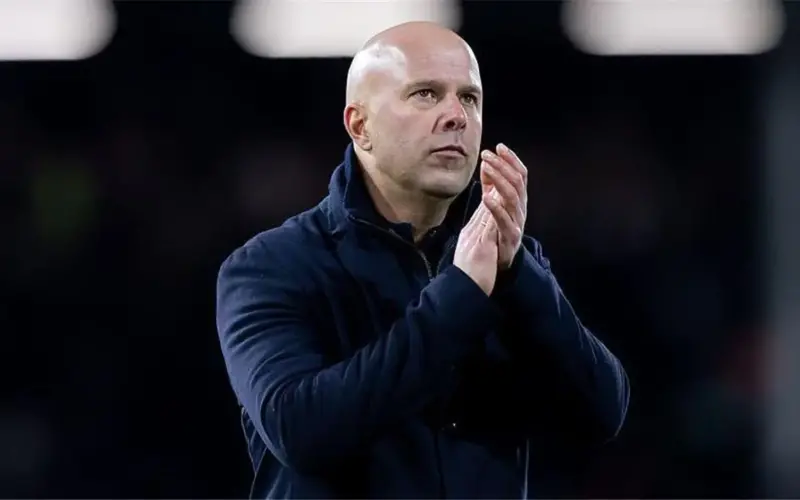 بيلد: قرار فوري من إدارة ليفربول بشأن مستقبل سلوت